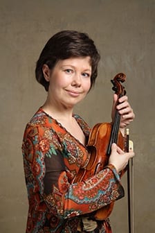 Lenka Torgersen, housle
