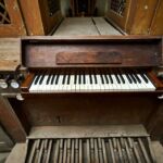 Varhany v kostele sv. Jana a Pavla v Halži