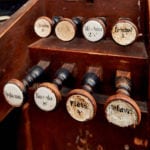 Varhany v kostele Navštívení P. Marie ve Stachách (foto Jiří Jaroch)