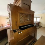 Varhany v kostele Povýšení sv. Kříže v Praze-Kolodějích