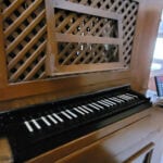 Varhany v kostele Povýšení sv. Kříže v Praze-Kolodějích