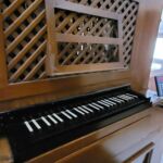 Varhany v kostele Povýšení sv. Kříže v Praze-Kolodějích